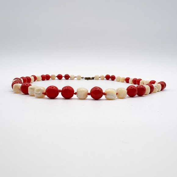 Vintage Red Coral and Freshwater Pearl Knotted Necklace with Barrel Clasp 22" - Picture 7 of 13